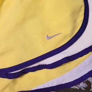 Nike tempo running short